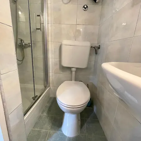 Stylish In Old Town Apartment *